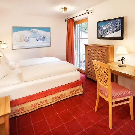 & Residenz Chesa Rosa Hotel 3*